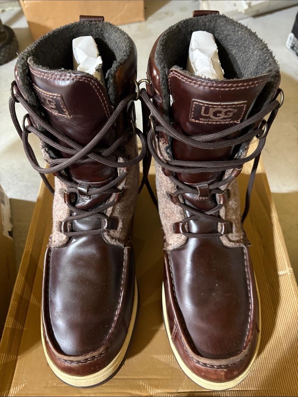 UGG Men’s Dark Brown Leather and Wool-Lined Lace-Up Boots